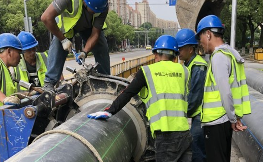 上海拖拉管施工：科技助力高效安全完成​